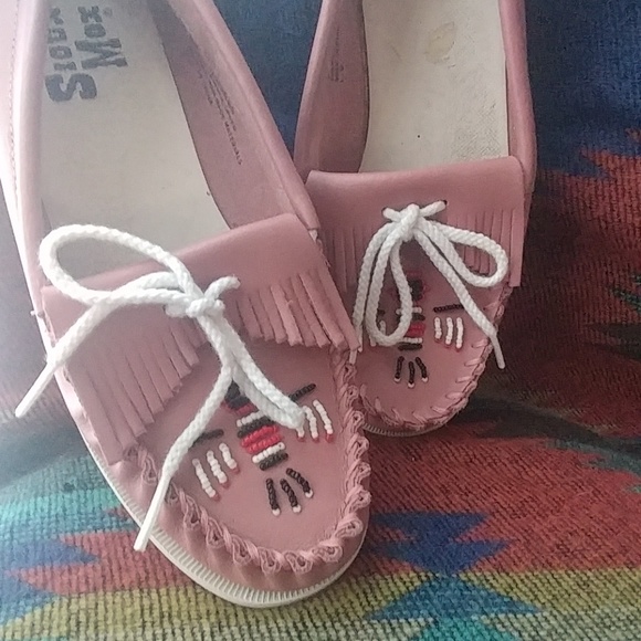 sioux mox moccasins